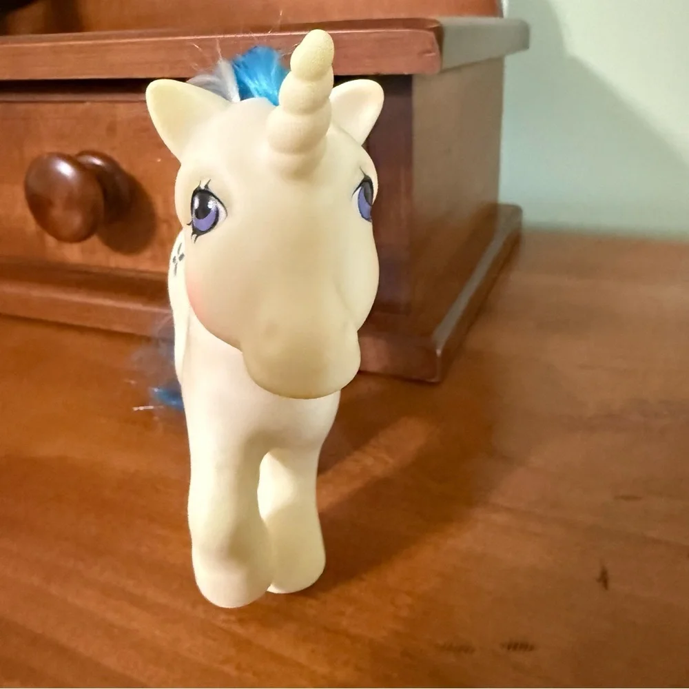 Vintage my little pony unicorn pair 1981 & 1983‎